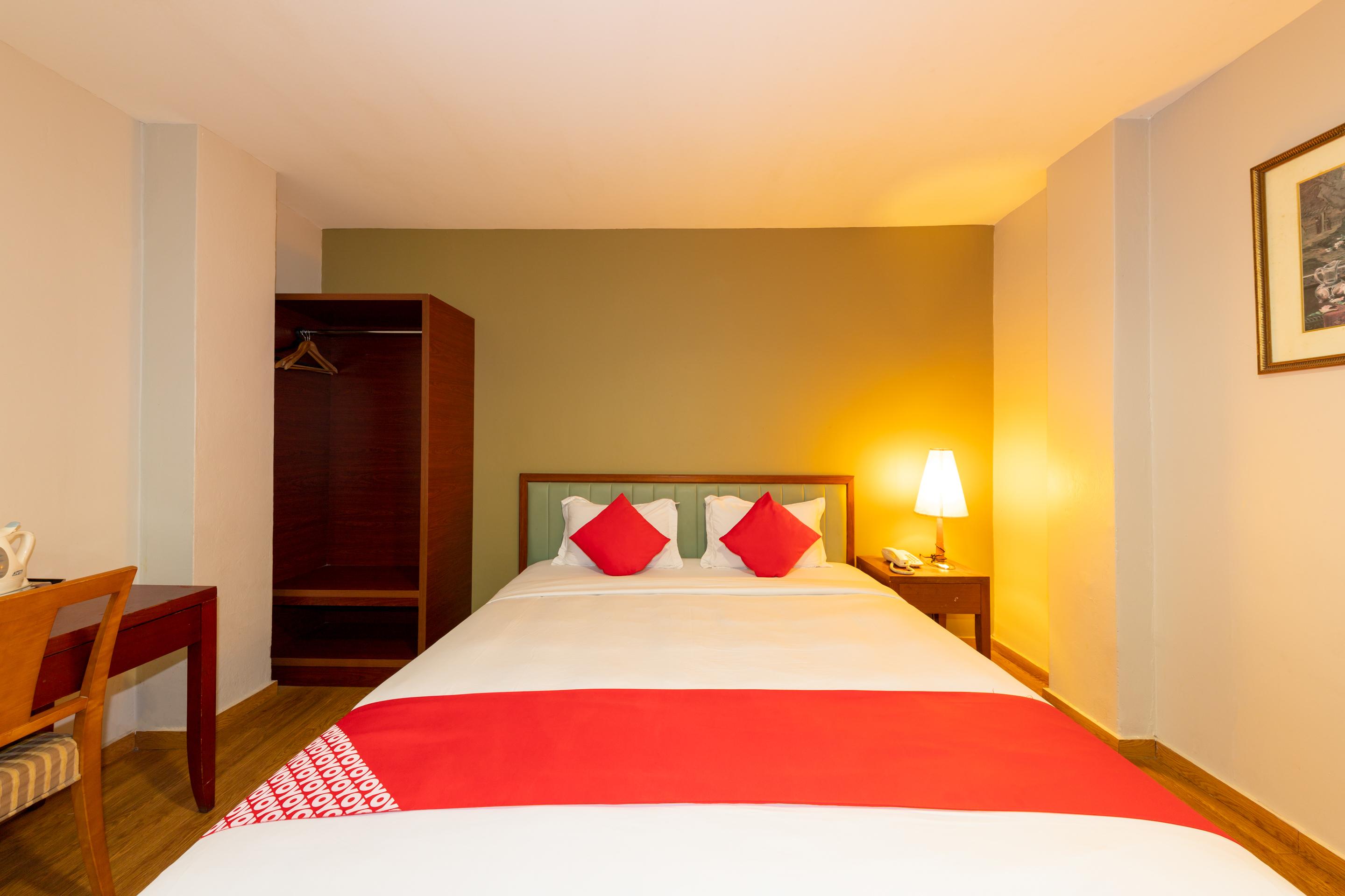Oyo 430 Oak Valley Boutique Hotel Джохор-Бару Экстерьер фото