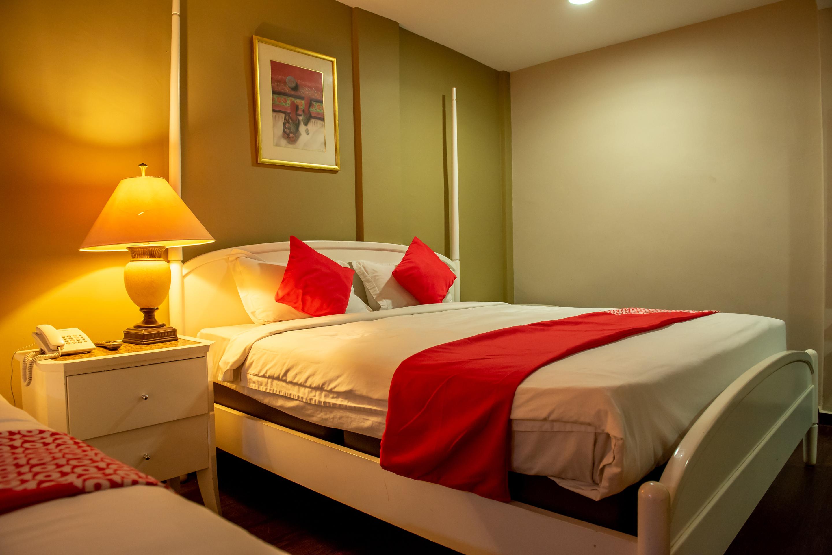 Oyo 430 Oak Valley Boutique Hotel Джохор-Бару Экстерьер фото