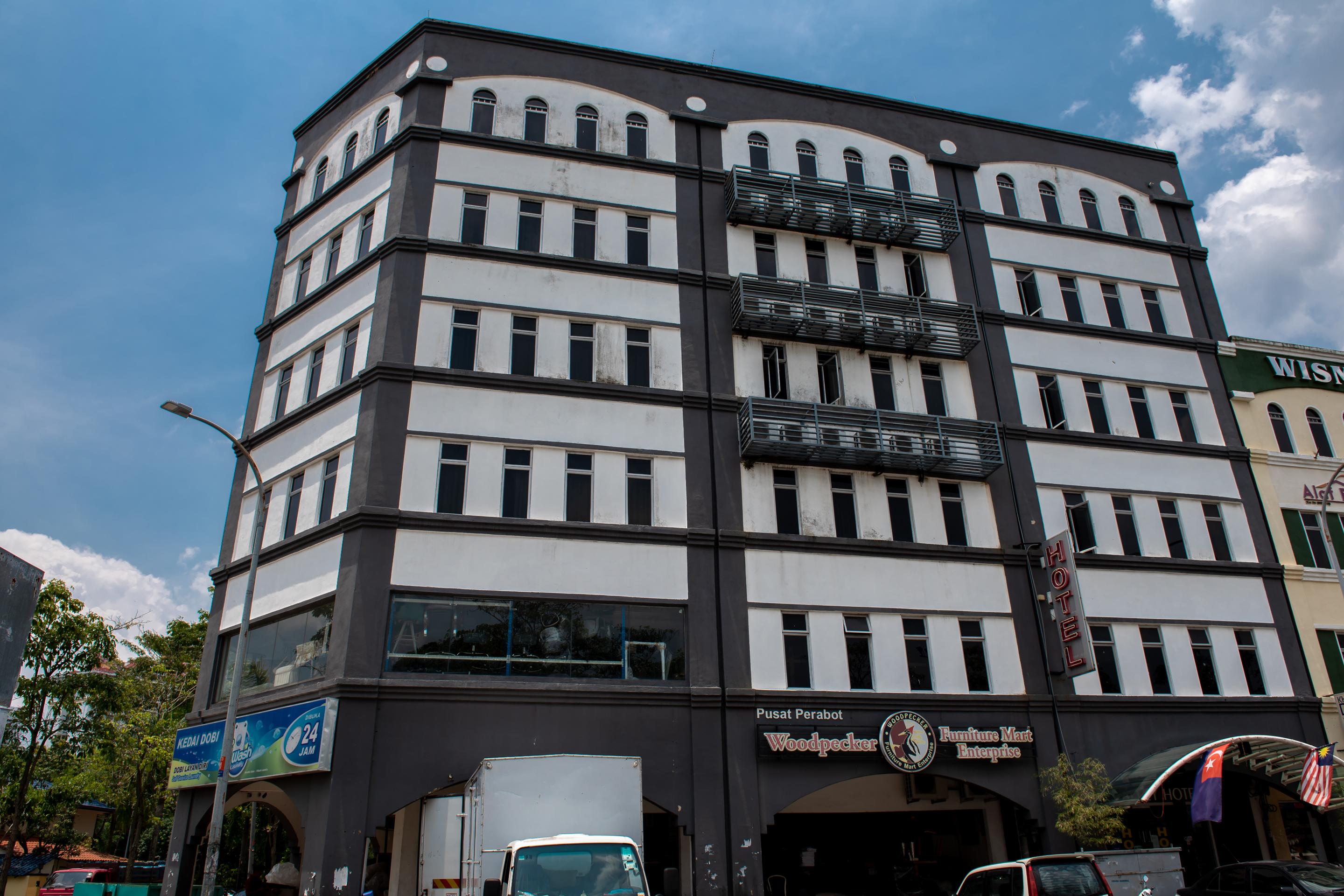 Oyo 430 Oak Valley Boutique Hotel Джохор-Бару Экстерьер фото