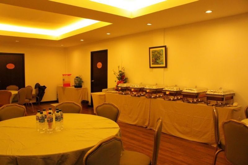 Oyo 430 Oak Valley Boutique Hotel Джохор-Бару Экстерьер фото