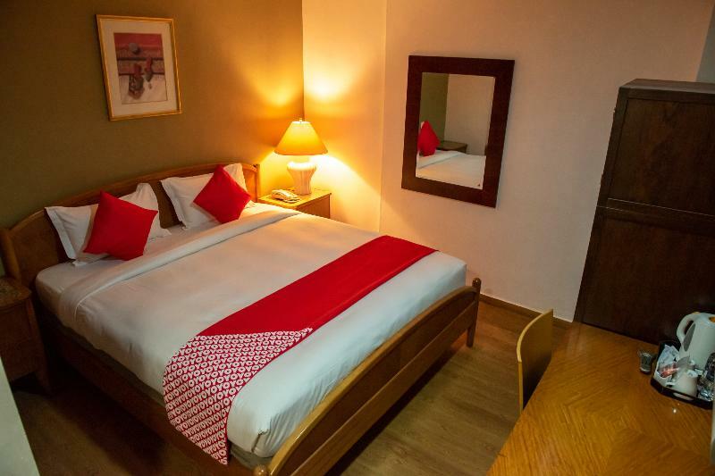 Oyo 430 Oak Valley Boutique Hotel Джохор-Бару Экстерьер фото
